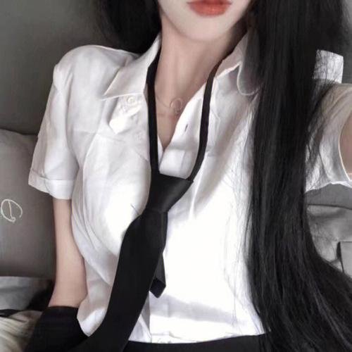 你爱的是谁